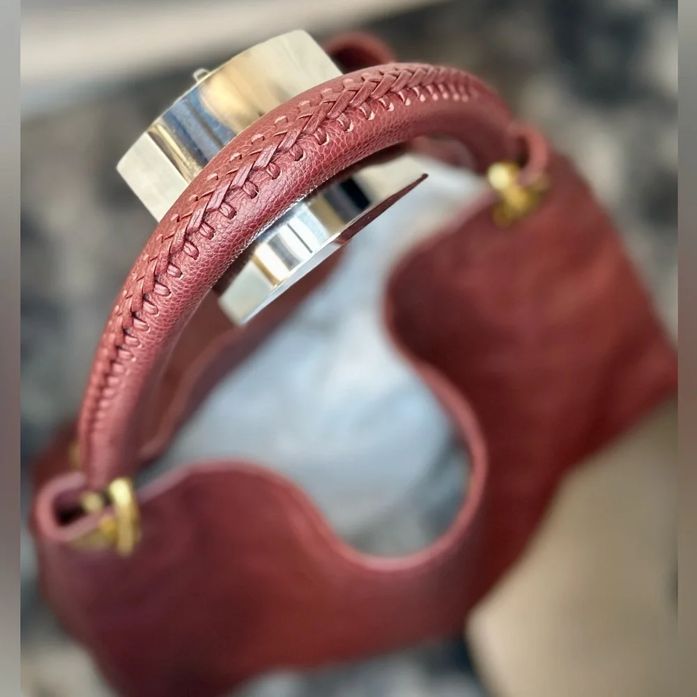 EUC Louis Vuitton Raisin Empreinte Monogram Leather Artsy MM